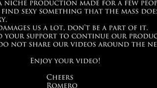 Squirting Lesbians Huge Mess Sexfight