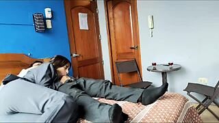 hey, i'm banging the real estate agent right now, wanna watch?