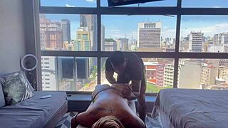 relaxing and cumming hard with tantric masseuse jhonny gab