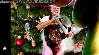Christmas preview shows dancing with ripped clothes gaping pussy