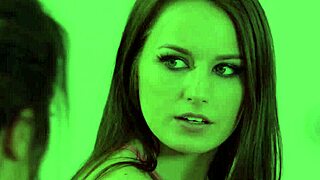 massage babe seduces tight beauty with tribbing in closeup, feeling so good