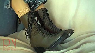 boots fetish milf dominates in kinky heels play!