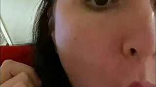 look how im sucking a virtual cock do you want a sucker like me