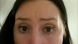 look how im sucking a virtual cock do you want a sucker like me