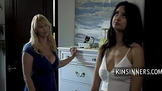 Stepmommy London River Eats Eliza Ibarra