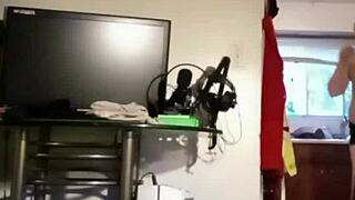 Cleaning and changing for prom in gay pov amateur video