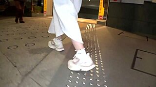 Cute 22-Year-Old Gets Cum On Face In Blowjob