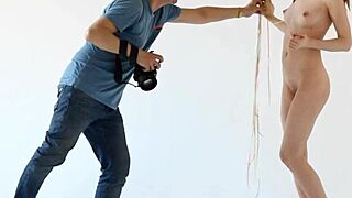 teen nude with balloons