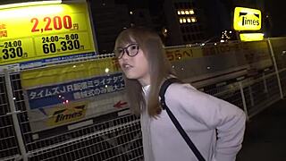 Cute 22-Year-Old Gets Cum On Face In Blowjob