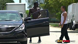 Gay cops chat with suspect in locker room