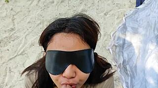 Pinay Gets Fucked on the Beach! Risky Public Outdoor Cum in Mouth!