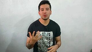 Hombre Maduro de 40 Años Es Penetrado en Una Fiesta por Jovencito Twink Vergon Dotado de 21cm y Ahora Le Da el Culo Siempre Relato Sexual