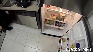 Zkusila jsi jezdit na chlapově koku na skryté kameře?