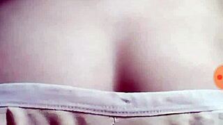 Teen 18+ Girl Masturbates in Detailed Close-Up