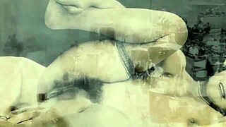 Retro Mature Blowjob and Fucking in Vintage Scene