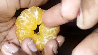 Fat BBW Masturbates Pussy Deep!