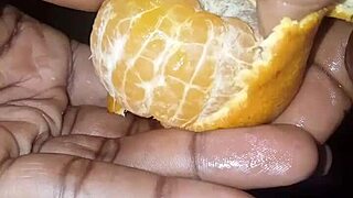 Fat BBW Masturbates Pussy Deep!