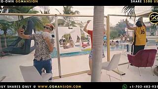 Redhead latina in bikini squats, showing big ass for lesbian fun