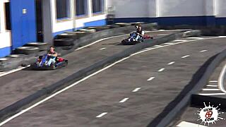 Dinío lost the bet, so his girlfriend has to do hardcore stuff 😏