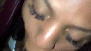 ニューハーフが巨大BBCをワイルドにしゃぶりまくり蒸気セックス