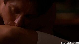 Hot scene without clothes from Maggie Gyllenhaal, seducing a lucky client at her office