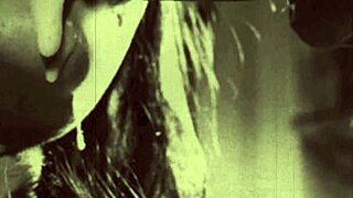 Vintage cucanie odhalené v temných erotických priznaniach