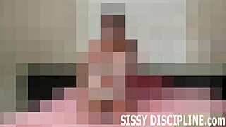Dress me as your sissy slut!