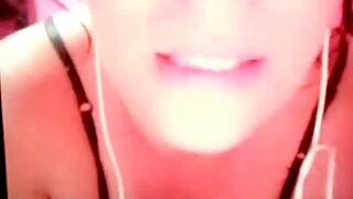 GRABANDO A LA CHICA CACHONDA EN SEXO CALIENTE!