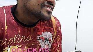 Vivi Guedez pays technician with anal sex!