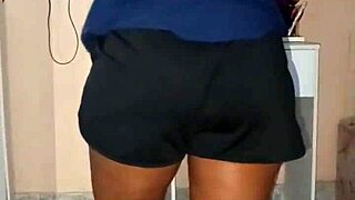 Morena Gostosa Calls for Anal Sex