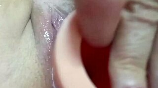 Aquela Tutorial No Quarto De Boneca Como Se Masturba Gozei Foi Muito Veja No Fechado Ou Red