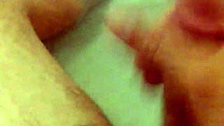 Bisexual Jerking in Bathtub Fun?