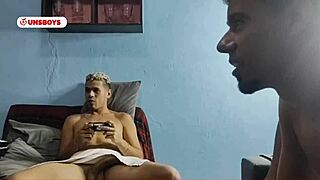 amigo heterocurioso deu gostoso pra dois subscreva no canal