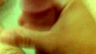 Bisexual Jerking in Bathtub Fun?