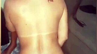 casadinha encoleirada sendo usada pelo dotado