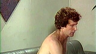 Класическа Paula Meadows чукана от Tom Byron под погледа на Paul Thomas