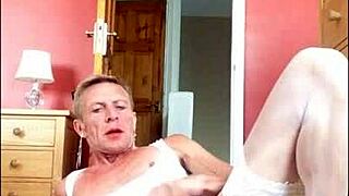 I’m Loving Whiteniteb in Stockings with Shemale Action