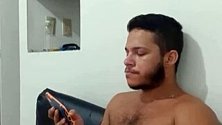 novinho dotado cums deliciously while masturbating