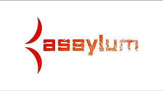 i watched caramel starr's ebony ass get gaped with dildo