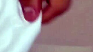 Zuigen en berijden van buren jonge zoon in POV