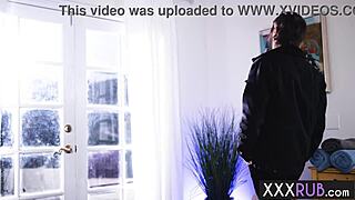 Hot Teen Masseuse Vanna Bardot Gives Blowjob After Massage