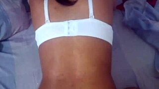 Colombian girl, pretty and fresh, has big as; likes to fuck in the ass in the doggy position