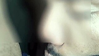 uma orgia entre amigos cheia de emo��es intensas e conex��es profundas