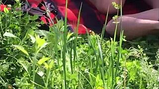 Hei, Bos Kongkek Setiausaha Muda Di Luar Rumah Memang Panas! 😍