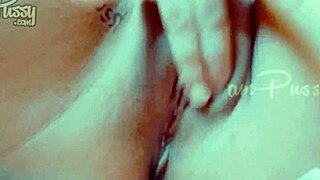 closeup amateur intimate fingering and rubbing session