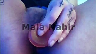 I tell the story of masturbating with two dildos in anal play