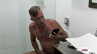 Flagrou o namorado na punheta e deu uma surra de buceta no vacilão com vagninho e pamela pantera 😏