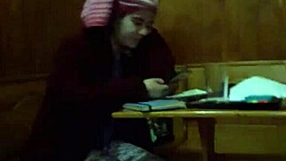 wet pink hair on this 18 year old girl looks so cute