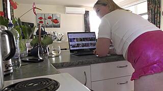 This NZ milf slut took a hard pounding. She got soaked in piss afterward.