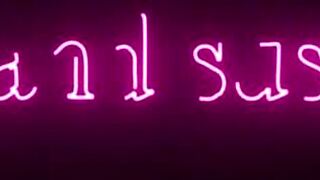 El sexy coño y las tetas enormes de crystal ama de casa ella se masturba de nuevo muy rico y tiene unos pezones sexys más y más rico en red